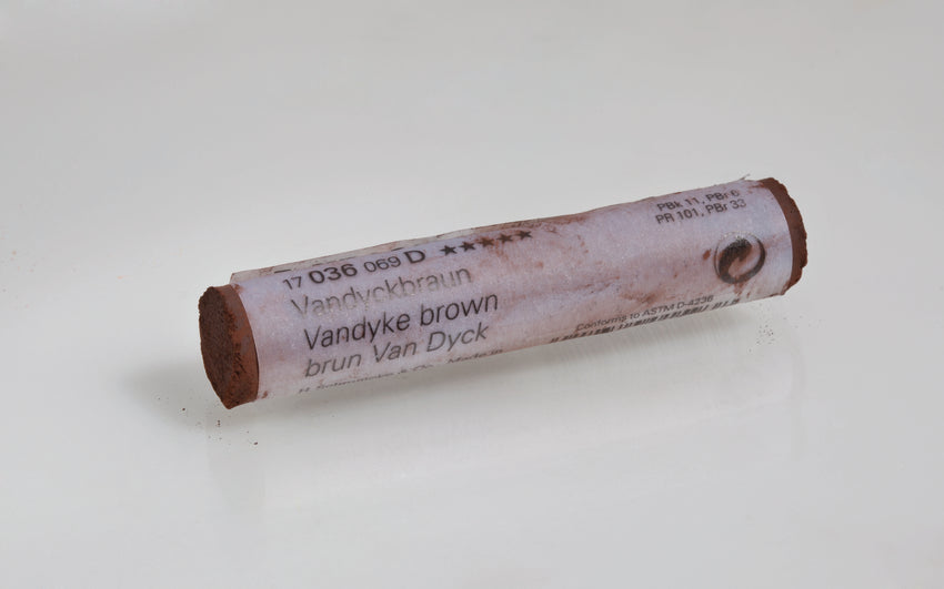 036 Vandyke brown D
