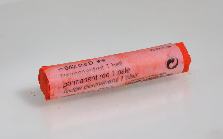 042 permanent red 1 pale D