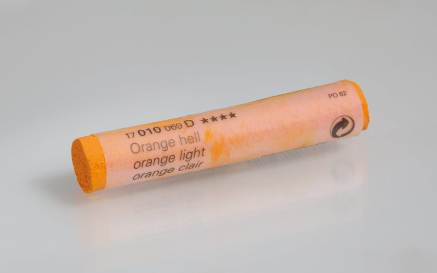 010 orange light D