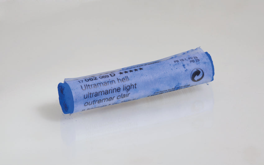 062 ultramarine light D